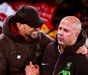 三场定生死！利物浦若全败，斯洛特恐成赛季首位下课主帅！